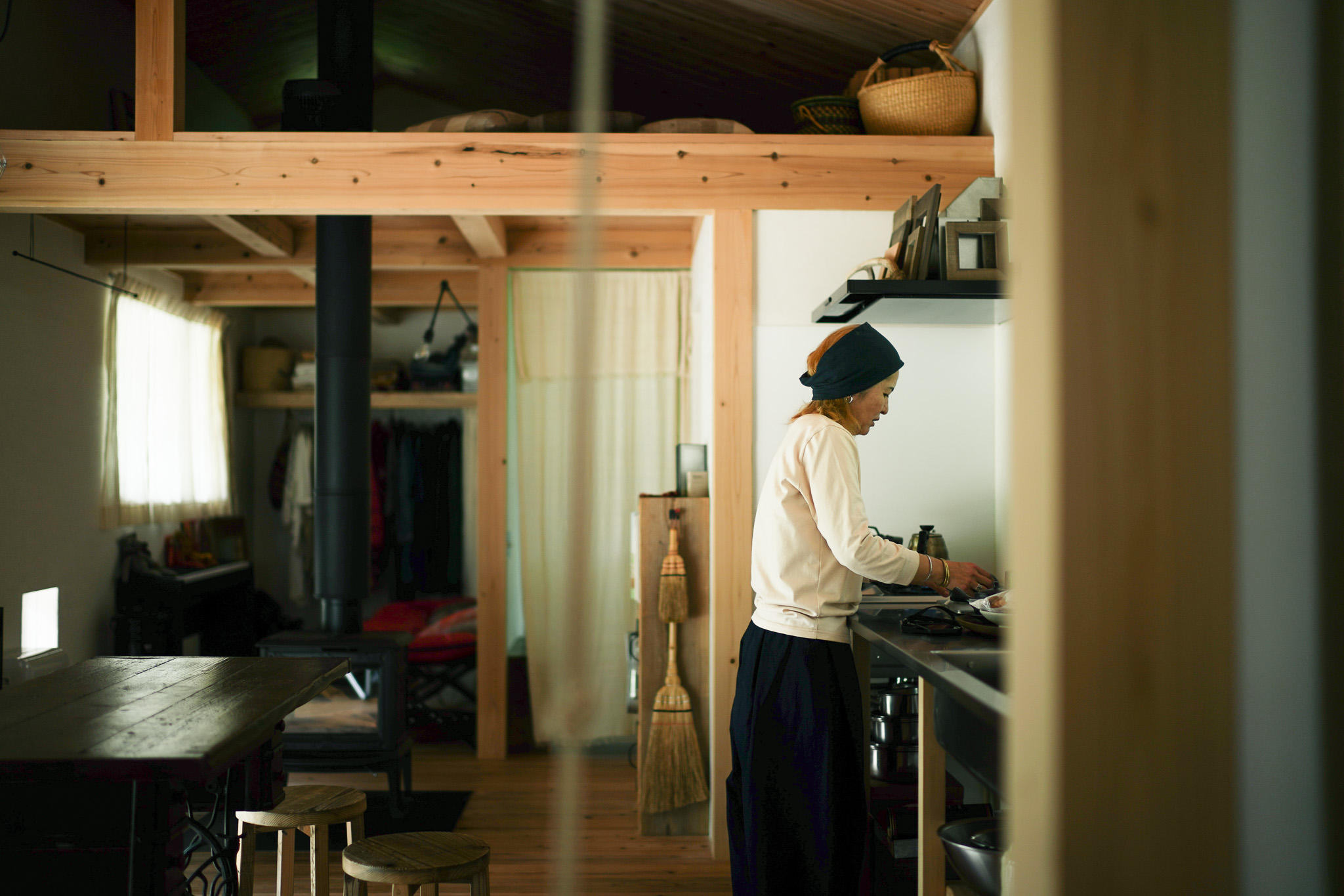 手仕事と森暮らしの交わる家